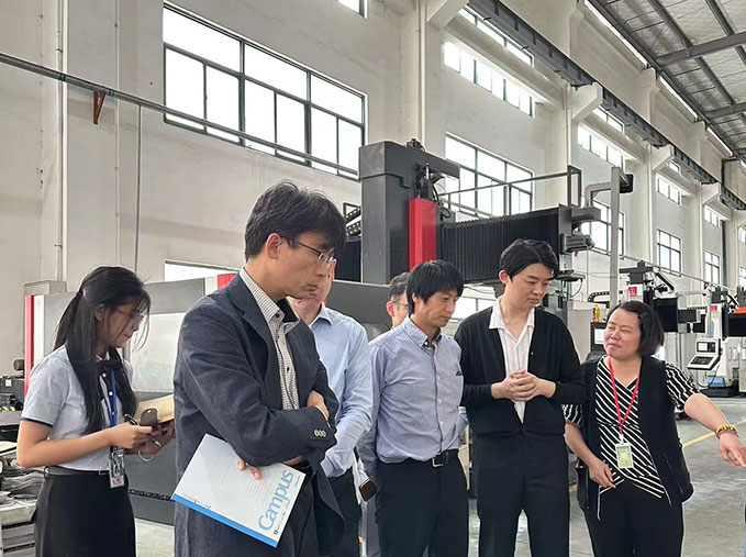 New Customer Visiting